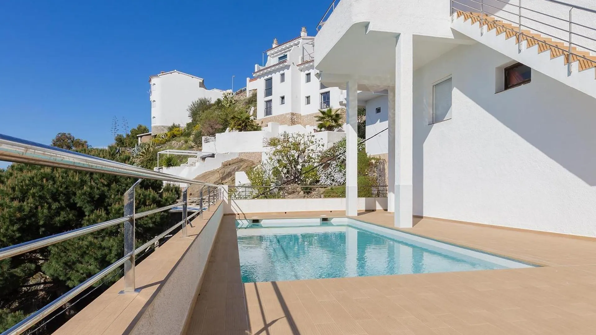 Joan Margarit 2-B -Vista Excepcional Del Mediterraneo Con Piscina Comunitaria. - Es-228-159 Roses Lejlighed